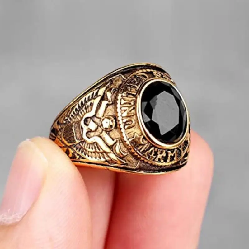 Bague à l'armée