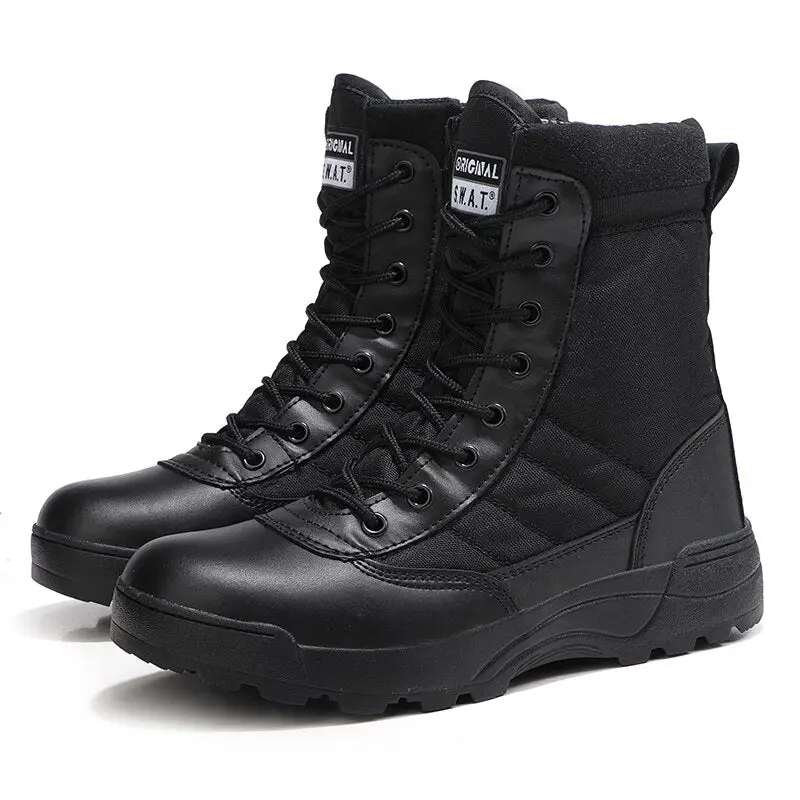 Chaussures noires militaires