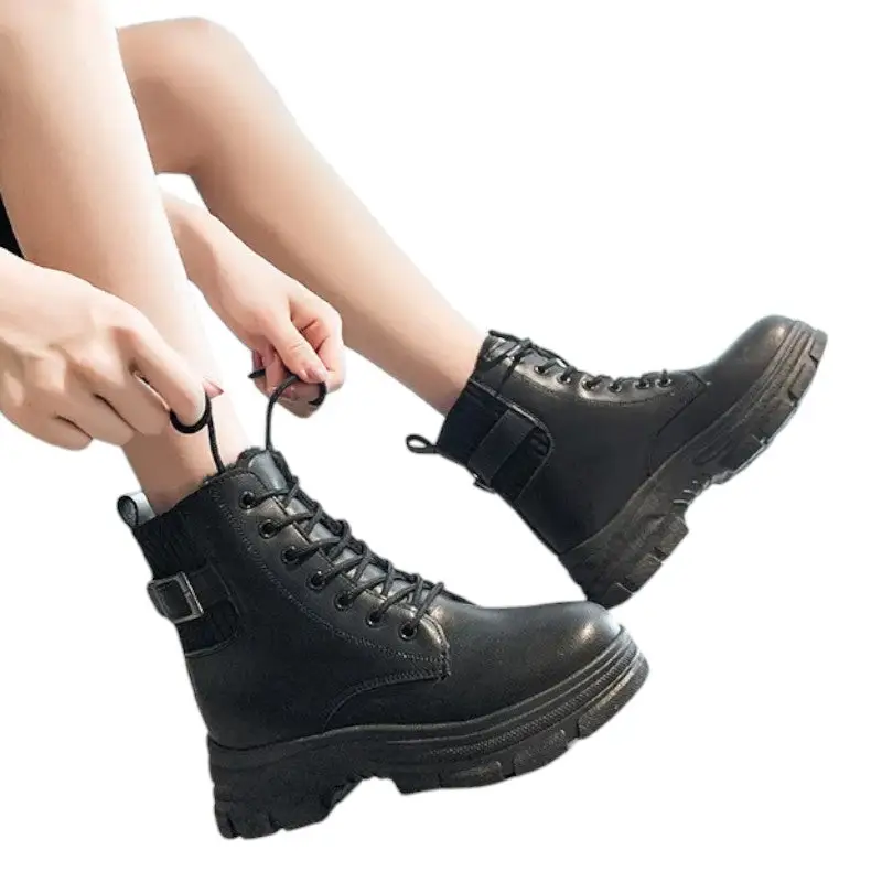 Chaussures type rangers femme - Image 24