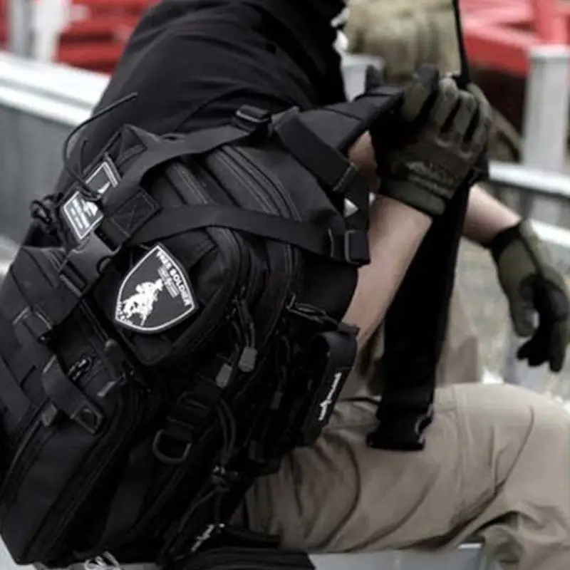 Sac a dos noir militaires - Image 6